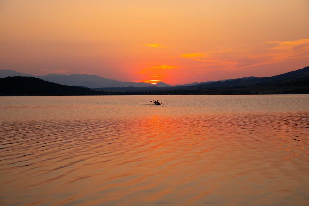 Продавам бизнес - воден атракцион на яз. Огоста