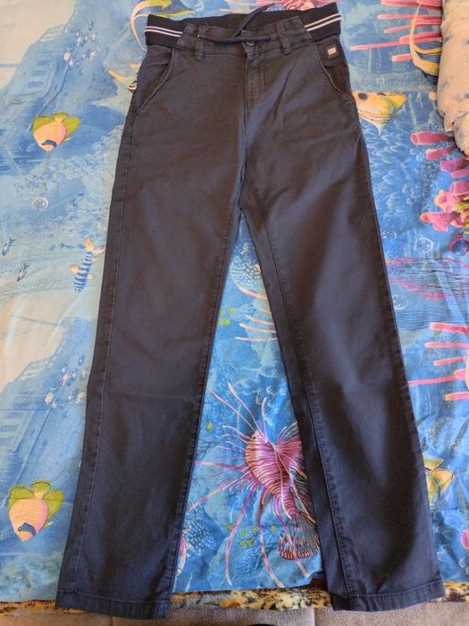 Брюки на мальчика. Отлично подойдёт для школы