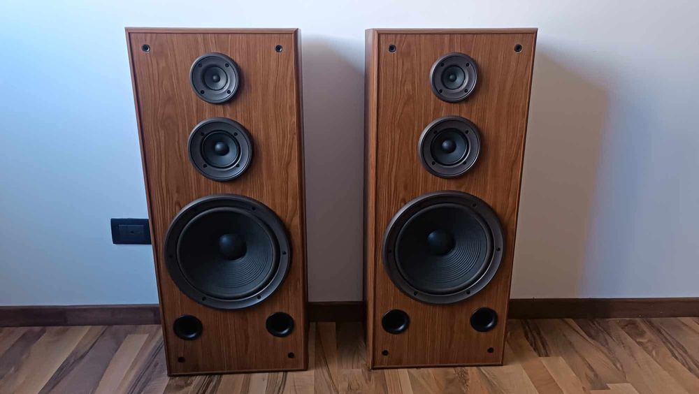 Technics SB-A35 трилентови тонколони