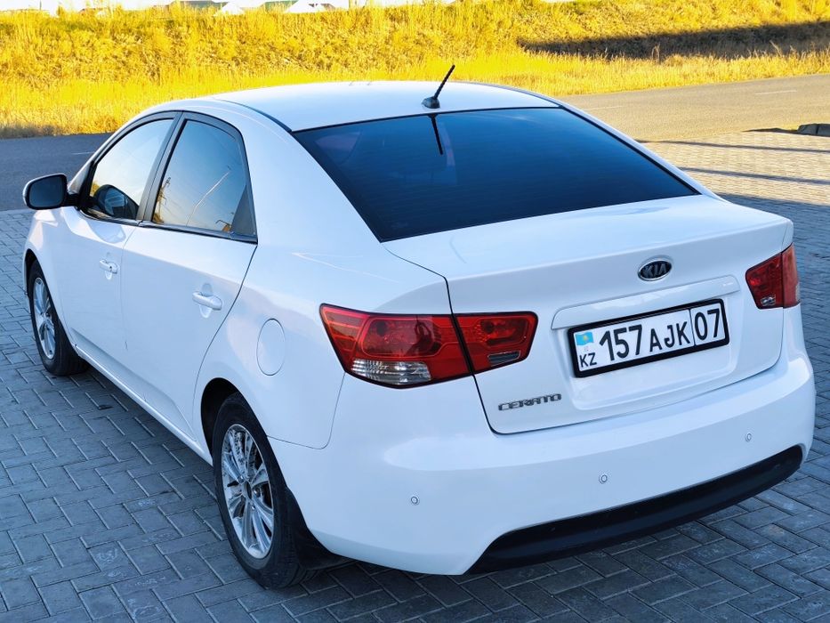 Срочно продам Kia Cerato. Автомат.