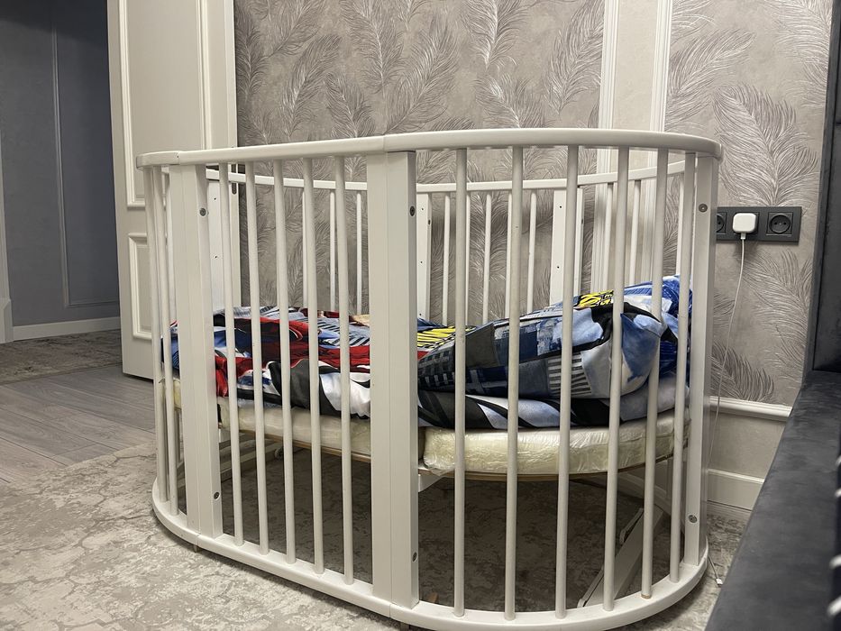 Кровать-трансформер от «Папа Карло» 6 в 1 с маятником