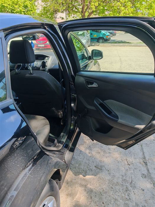 Ford Focus 2011 1.6 Benzina