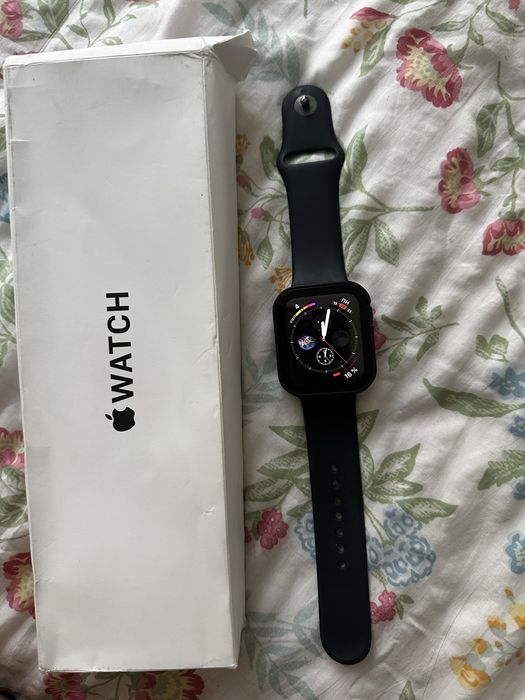 Apple watch se 44