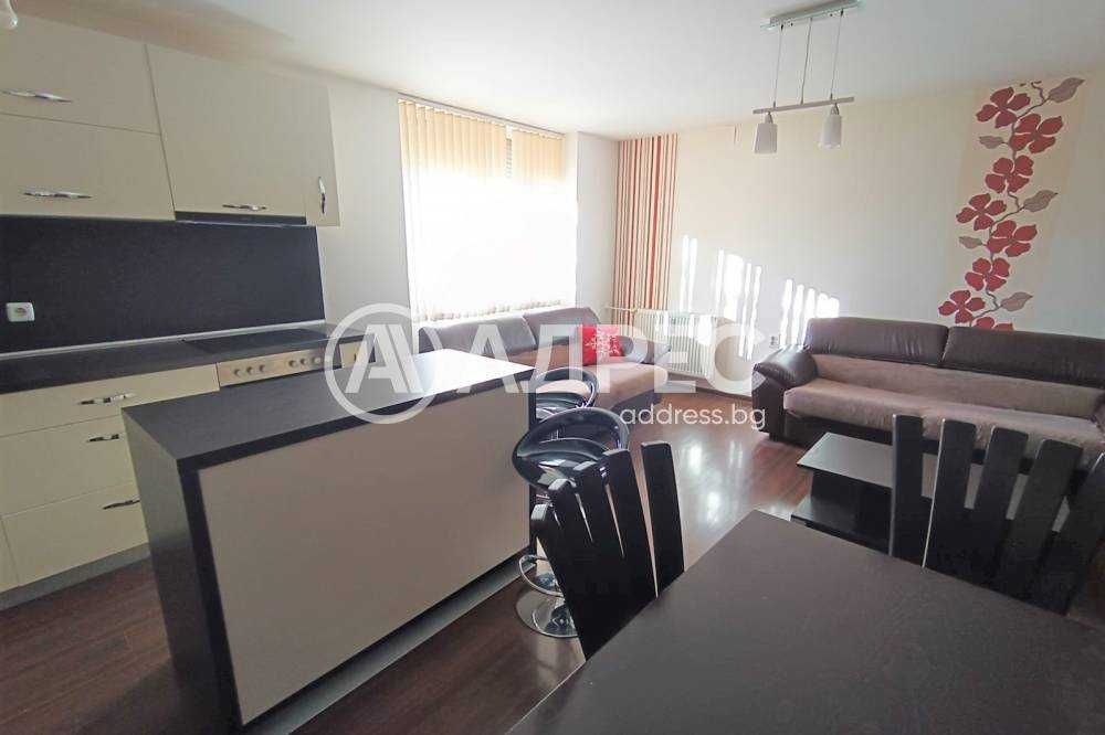 Дава се под наем Двустаен апартамент в Разград, Освобождение - 80 кв.м за 255 € - Снимка #1