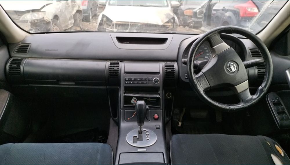 Ниссан скайлайн в35