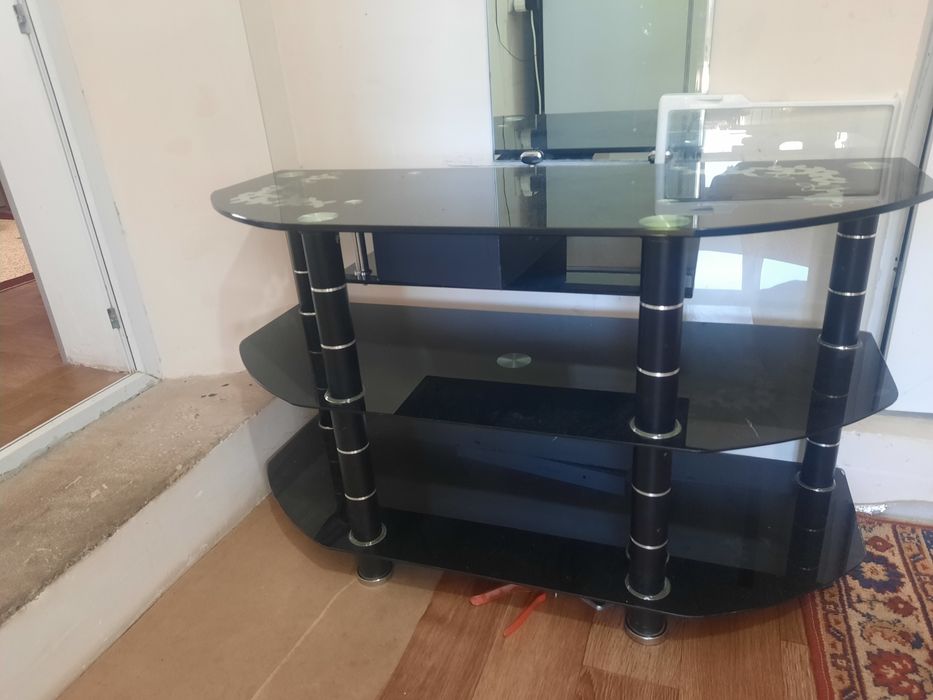 Подставка под телевизор