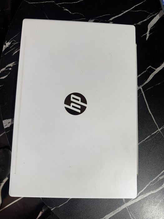 Лаптоп HP Pavilion