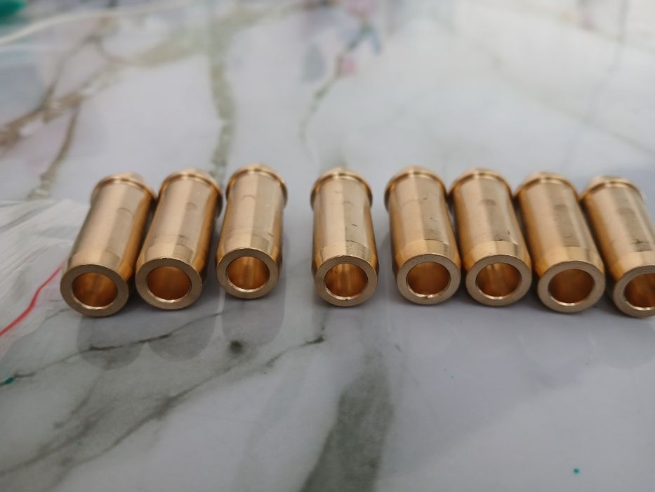 Направляющи втулки