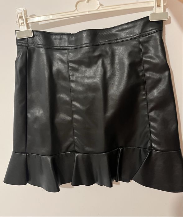 Черни поли H&M