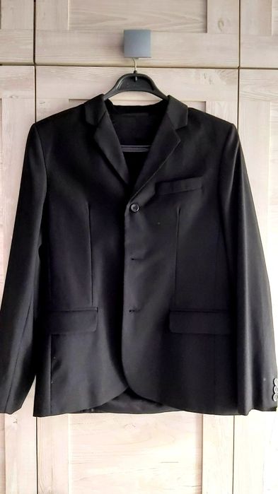 Продам костюм на мальчика