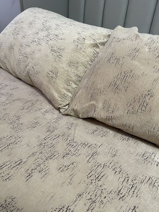 Покрывало с наволочками