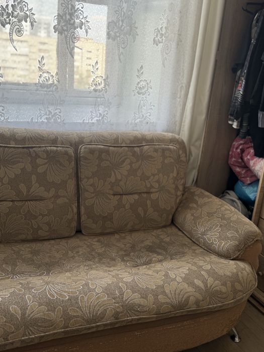 Даром раскладной диван