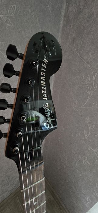 Гитара squier jazzmaster