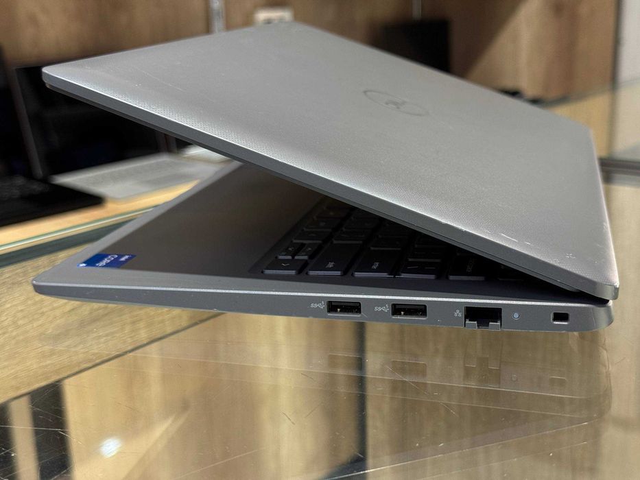 DELL Latitude 3440 14" HD Core i5-1335U ram 8 ssd 256