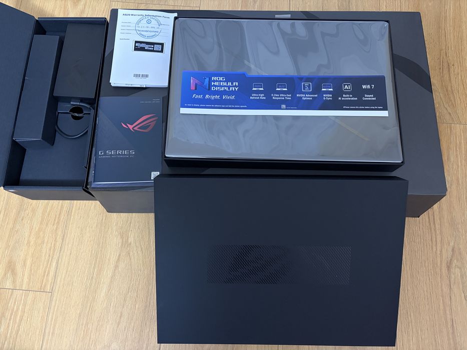 Лаптоп ASUS ROG Zephyrus G16 GA605WI, 16.0", Ryzen AI 9 HX 370, RTX 4070 8GB 32 GB, 1 TB SSD