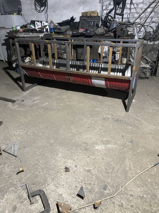 Кормушка из бочки 200 л