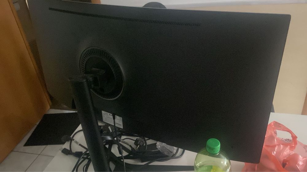 Монитор YEPO ZT-340LED черный