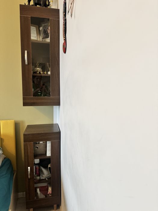 Dulapuri cu geam, vitrine