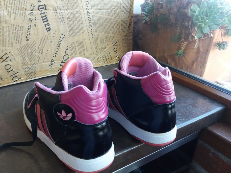 №37,5 Adidas-кожени маратонки,кецове,спортни обувки