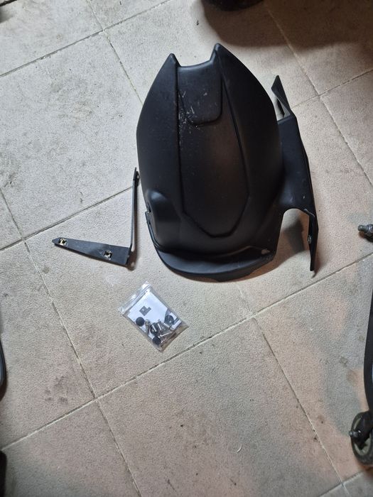 Protectie roata spate Suzuki GSX 8R GSX 8S