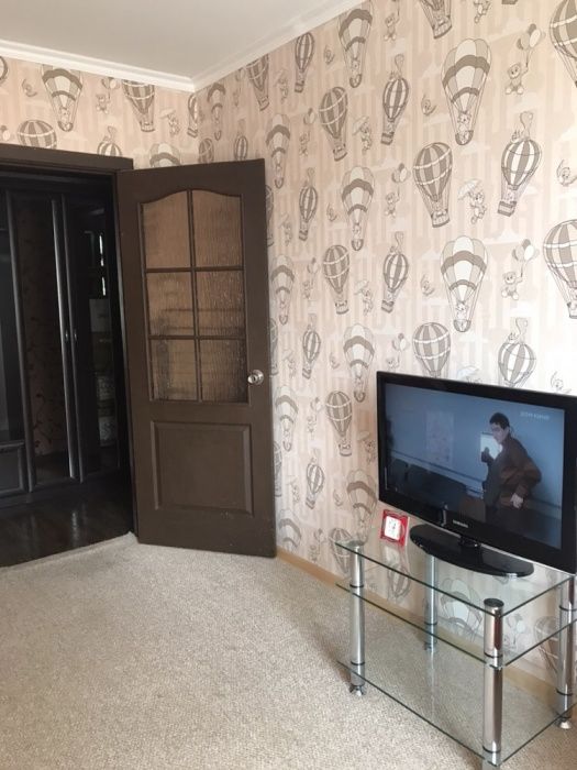 Продаю квартиру двухкомн.