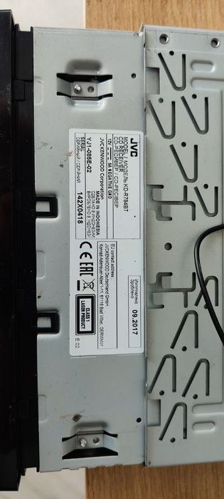 Vand cd-player JVC KD-R784BT cu USB si Bluetooth