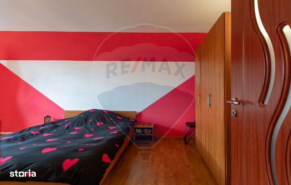 Casă de vânzare Hemeiuș + teren 600 mp