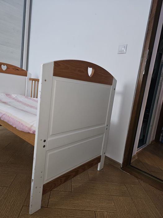 Vând pătuț 140/70