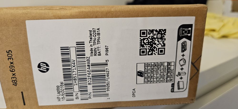Laptop HP Laptop 15-fc0016sl