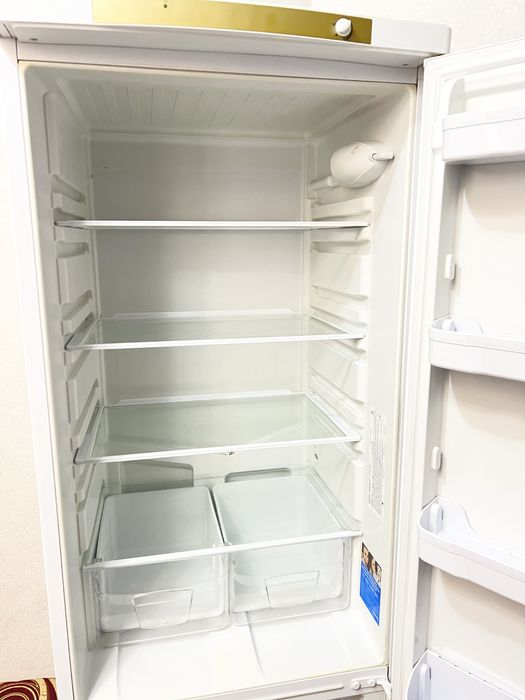 Продам Холодильник Машинку