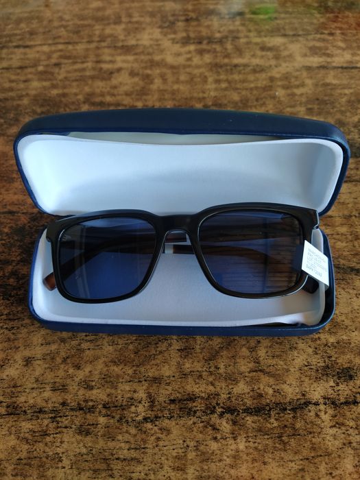 Слънчеви очила Lacoste