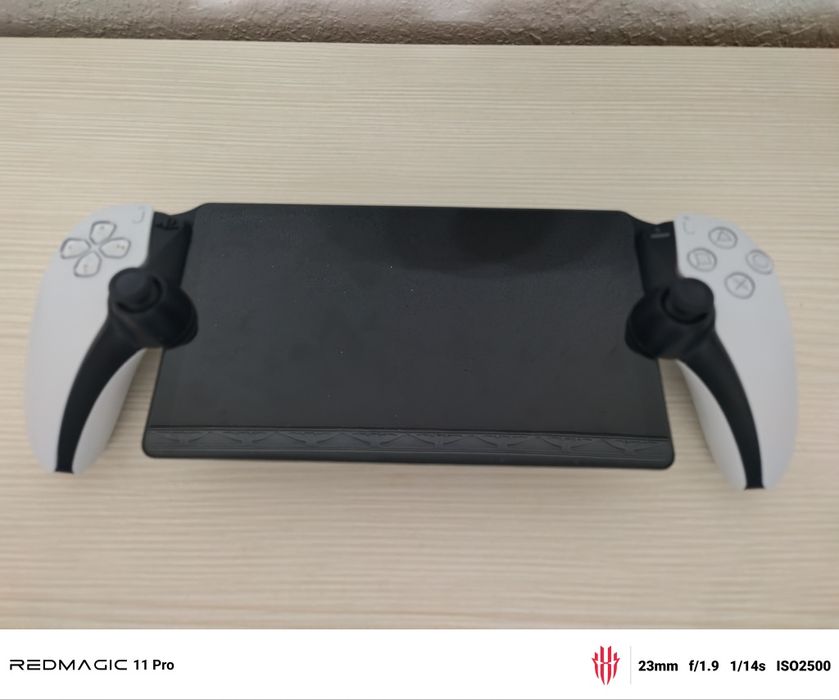 Игровая приставка PS Portal