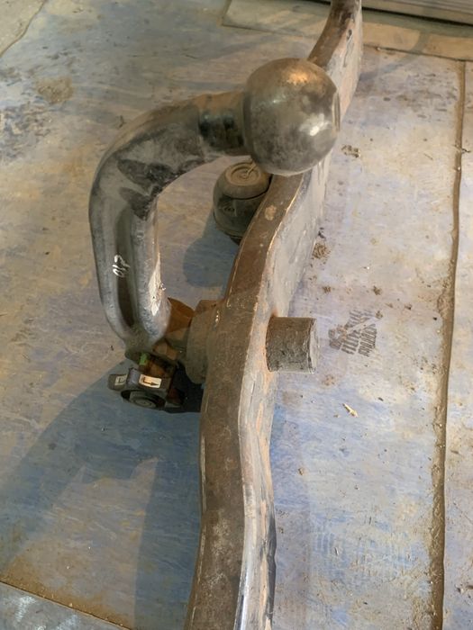 Фаркоп от мерседеса