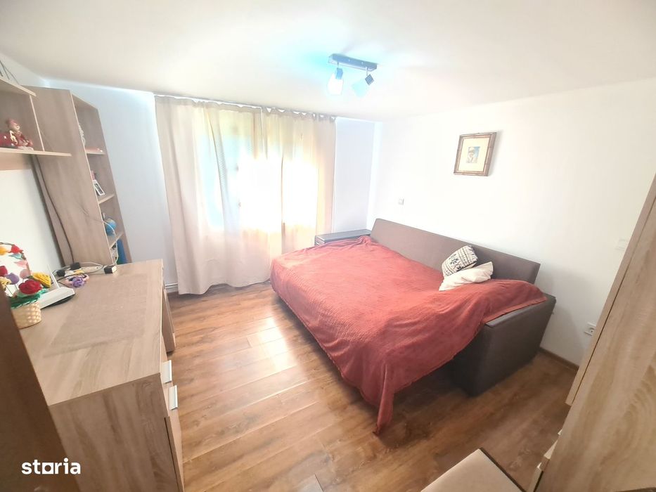 Casa 4 camere, Caiuti-Bacau