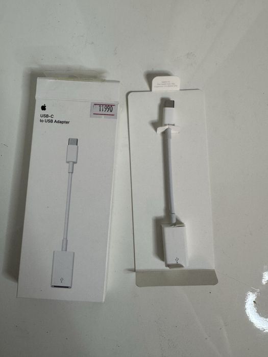 USB-C to USB адаптер apple