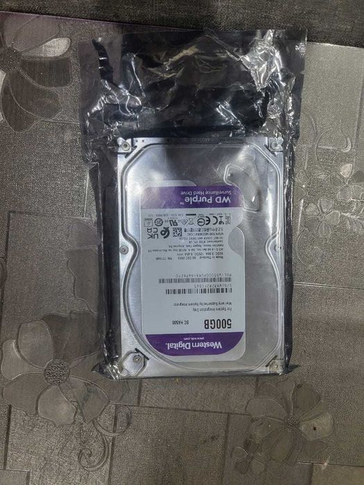 Жесткий диск 2 штуки