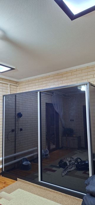 Mebel Shkaf  2.20 buyi 2.50 eni