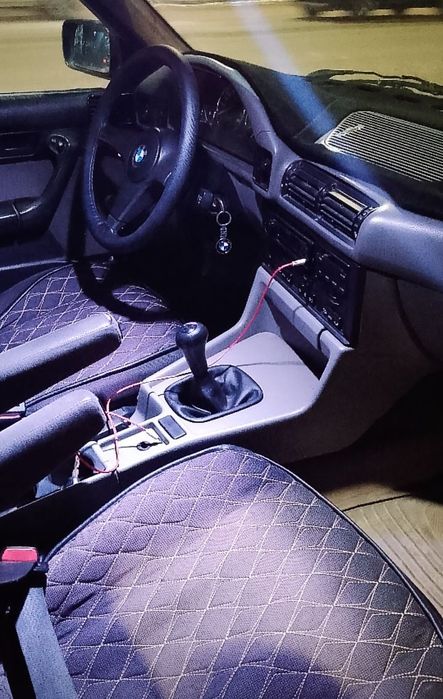 Срочно срочно продам BMW М5 Е34