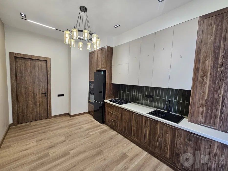 Актепа  Продаётса 2/6/12 макро 60кв.м