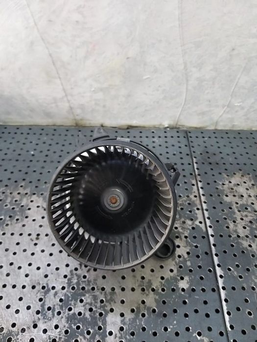 Aeroterma ventilator habitaclu renault captur 1 h5 j5 5p3730000 5p373eq16 5r5833500