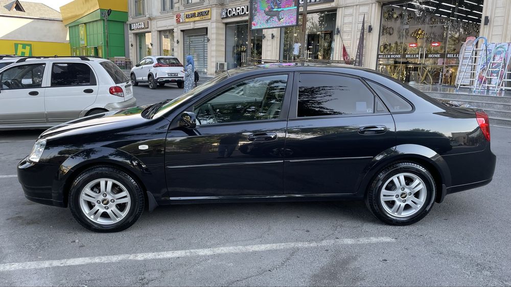 Lasetti 1.8 Qora