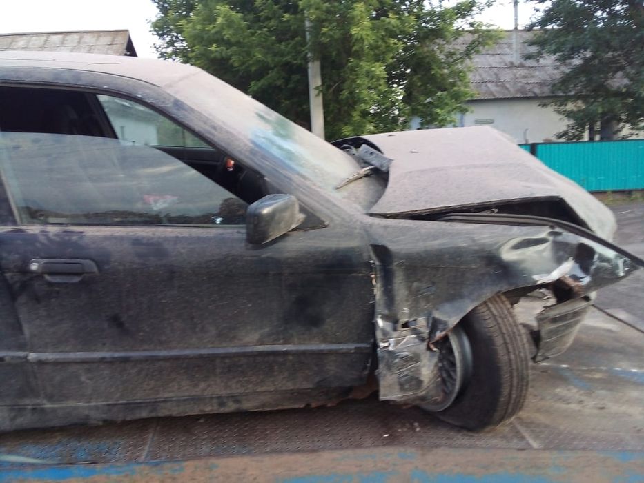 BMW-325, кузов е36, механика, 2.5