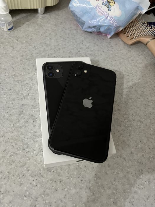 Продам айфон 11   акб 77