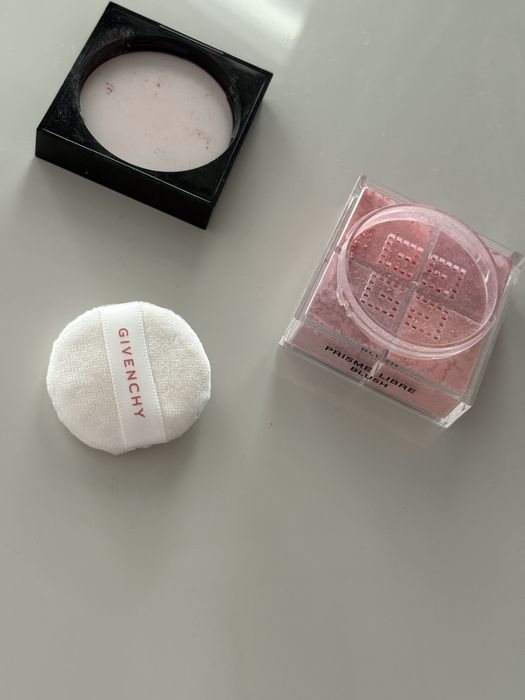 Четирицветен прахообразен руж Prisme Libre Givenchy