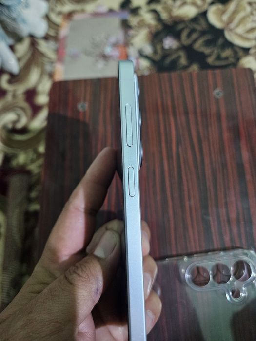 Samsung s26  512