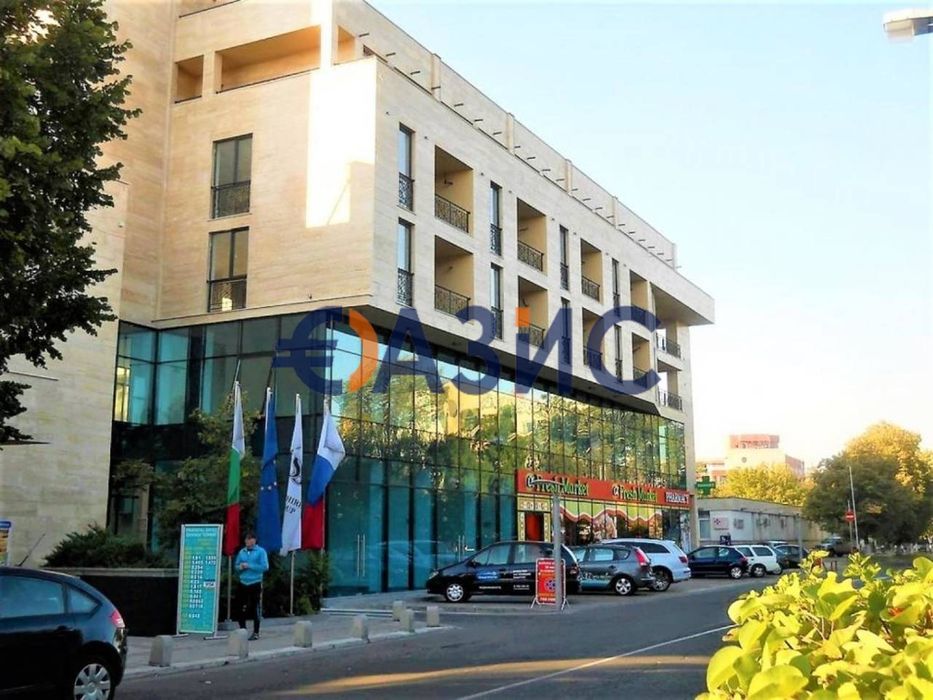 Продава се Двустаен апартамент в к.к. Слънчев бряг - 62 кв.м за 699 €/кв.м - Снимка #12