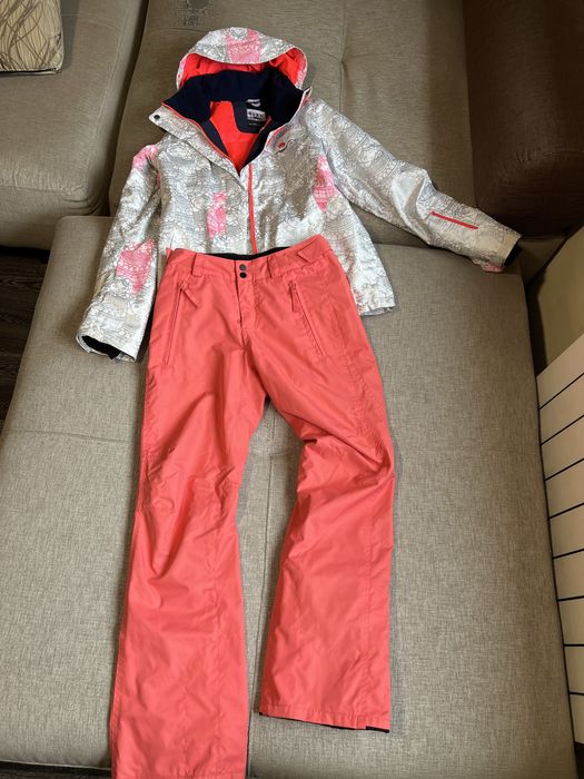 Ски/сноуборд екип roxy& o’neill