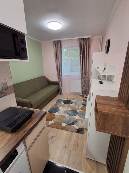 Garsoniera et 1 in Rogerius