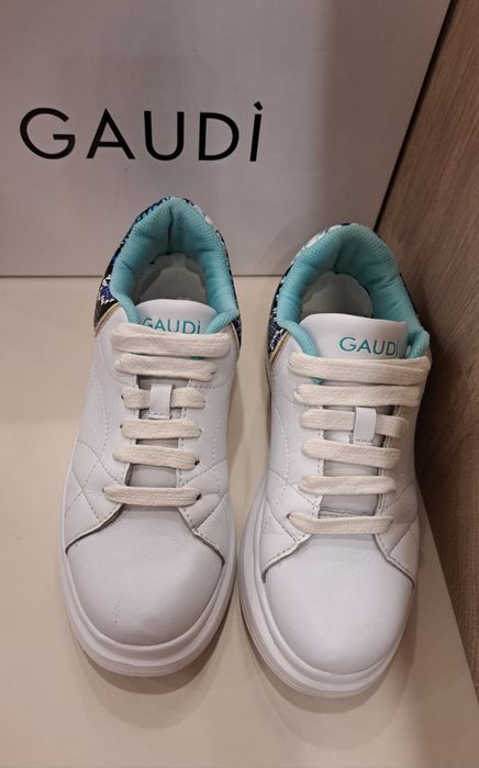 Дамски кецове GAUDI