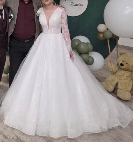 Rochie de mireasă tip prințesă